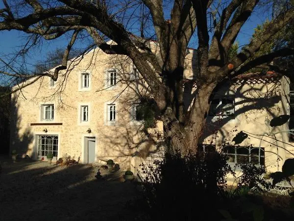 Le Moulin De Sonnailles Bed & Breakfast Cabries