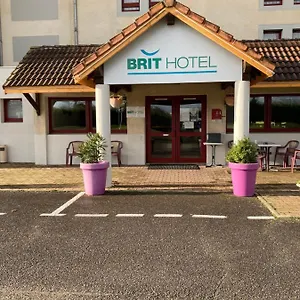 ** Hotel Brit Essentiel Moulins France