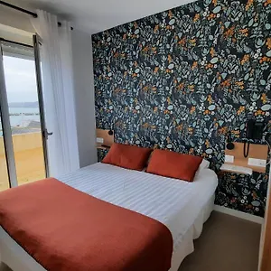** Hotel Au Bon Accueil France