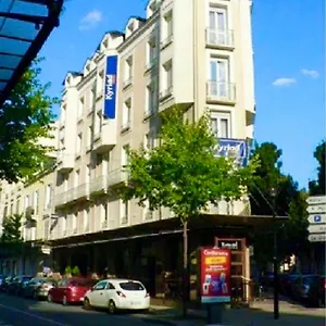 *** Hotel Kyriad Restaurant Centre France