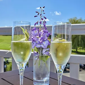 st-malo-golf-resort.inbrittany.com/